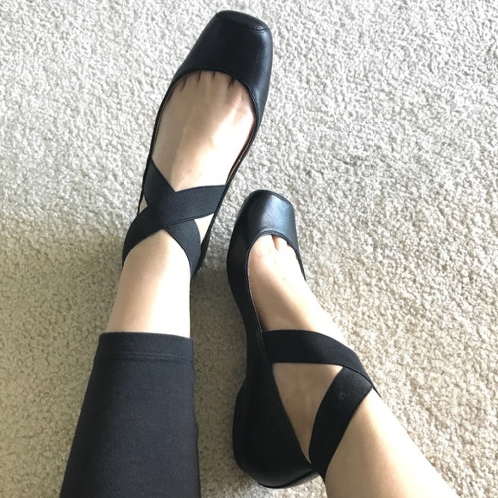EUC size 9 Jessica Simpson Mandalaye Flats